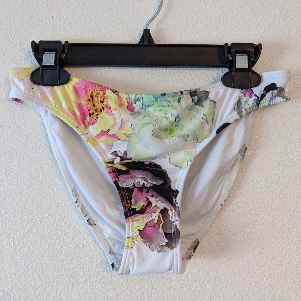 {PilyQ} Brand New Summer Fleur Basic Full Bikini